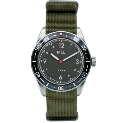 TERRA DIVE 200 - Vert Hyperion (Acier inoxydable & Nylon)